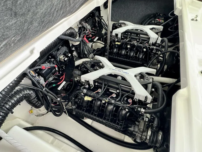 Slide: The Image of Yamaha 252 SD 2024 - 5685492