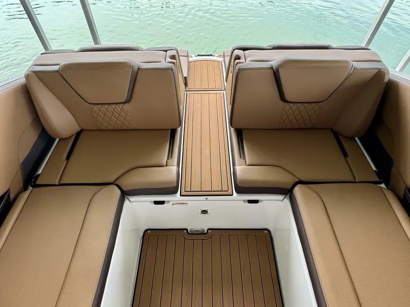 Slide: The Image of Yamaha 252 SD 2024 - 5685497