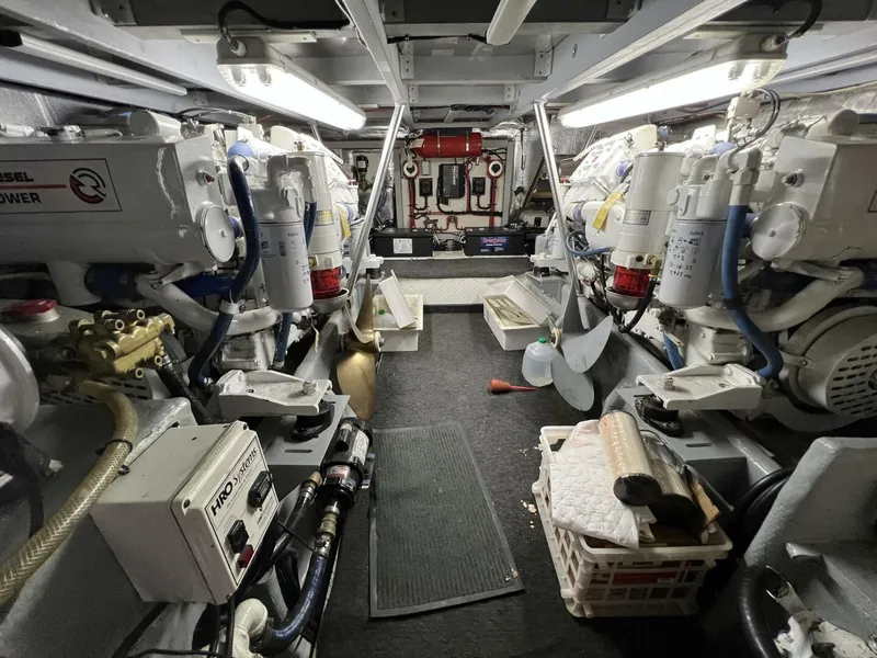 Slide: The Image of Mainship 47 Motor Yacht 1997 - 5685766