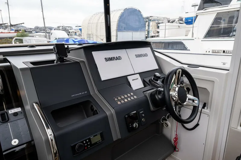 Slide: The Image of Nimbus C11 2021 - 5685840