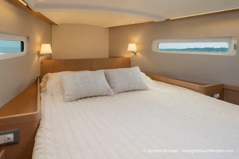 Slide: The Image of Jeanneau Sun Odyssey 410 2022 - 5685900