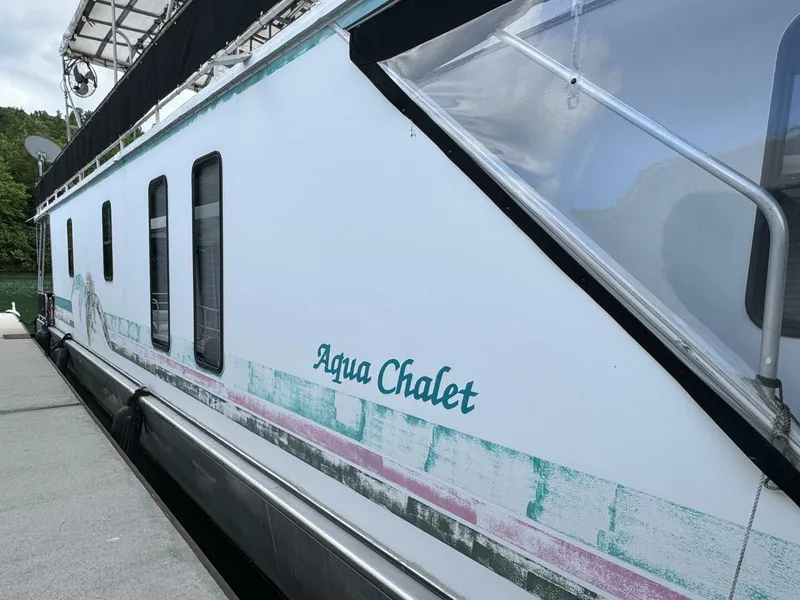 Slide: The Image of Aqua Chalet 16 x 68 Widebody 1999 - 5686367