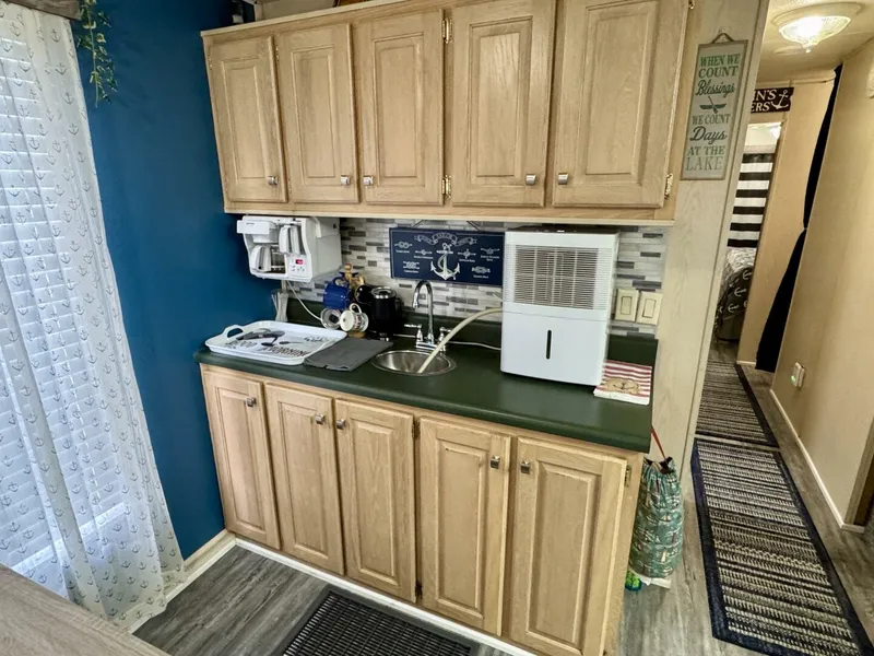 Slide: The Image of Aqua Chalet 16 x 68 Widebody 1999 - 5686289