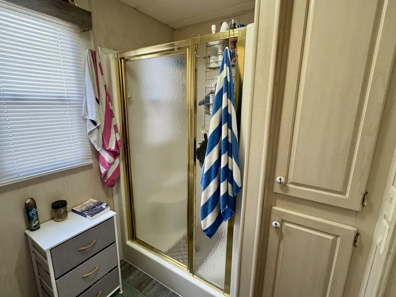 Slide: The Image of Aqua Chalet 16 x 68 Widebody 1999 - 5686298