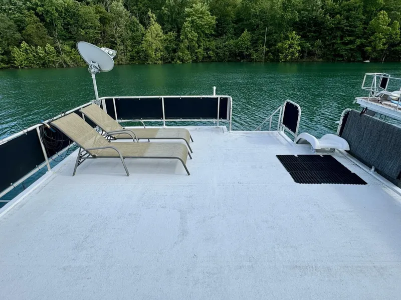 Slide: The Image of Aqua Chalet 16 x 68 Widebody 1999 - 5686341