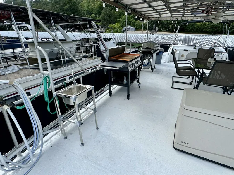 Slide: The Image of Aqua Chalet 16 x 68 Widebody 1999 - 5686345