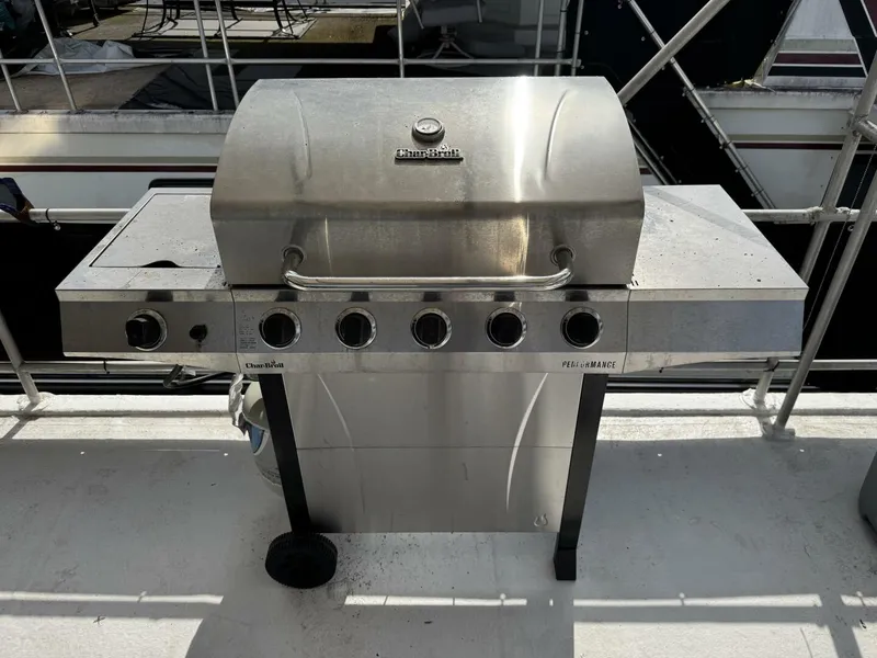 Slide: The Image of Aqua Chalet 16 x 68 Widebody 1999 - 5686347