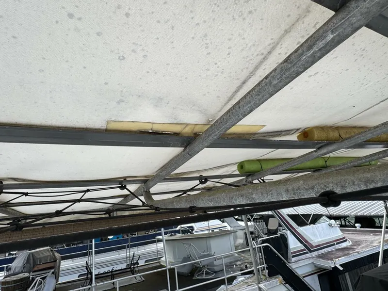 Slide: The Image of Aqua Chalet 16 x 68 Widebody 1999 - 5686355