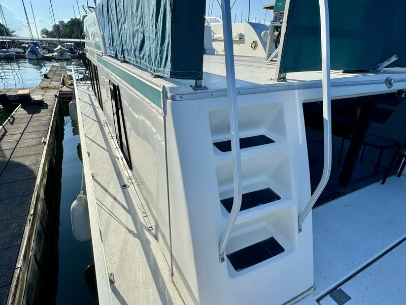 Slide: The Image of Gibson 37 Sport Series 1995 - 5686533