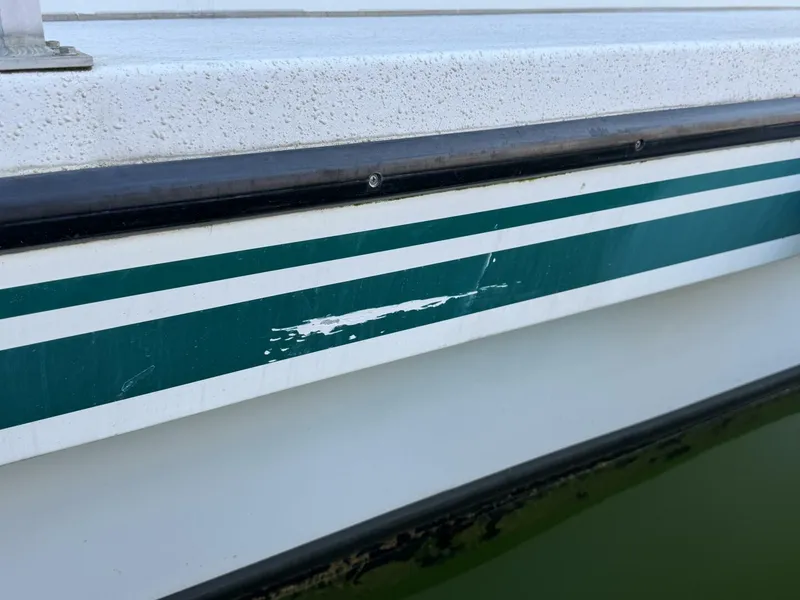 Slide: The Image of Gibson 37 Sport Series 1995 - 5686540