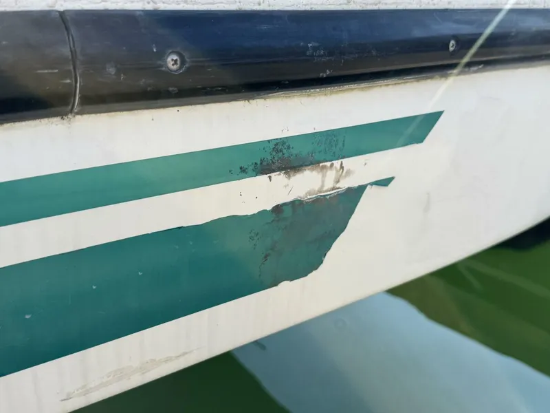 Slide: The Image of Gibson 37 Sport Series 1995 - 5686543