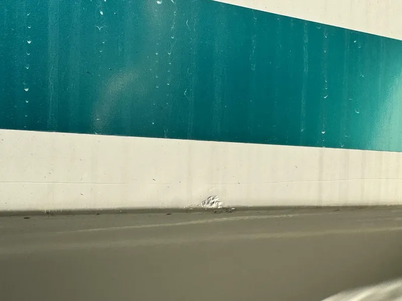 Slide: The Image of Gibson 37 Sport Series 1995 - 5686553