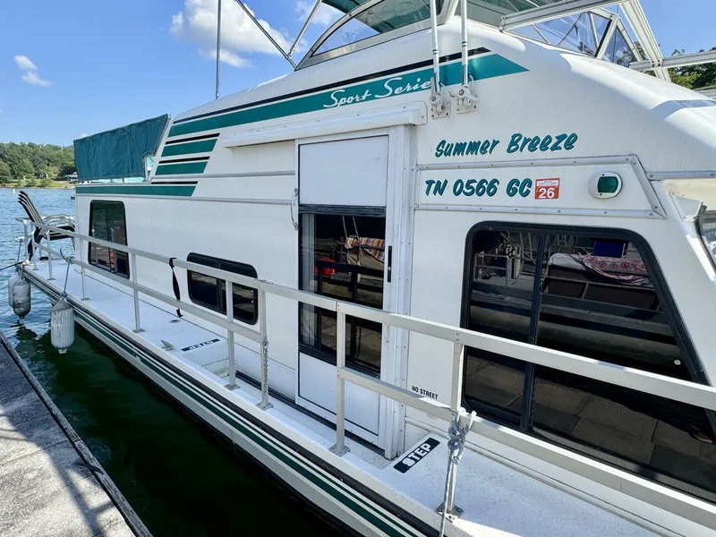 Slide: The Image of Gibson 37 Sport Series 1995 - 5686445