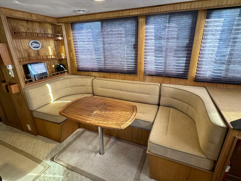 Slide: The Image of Gibson 37 Sport Series 1995 - 5686455