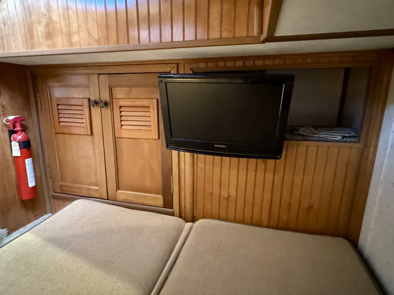 Slide: The Image of Gibson 37 Sport Series 1995 - 5686464