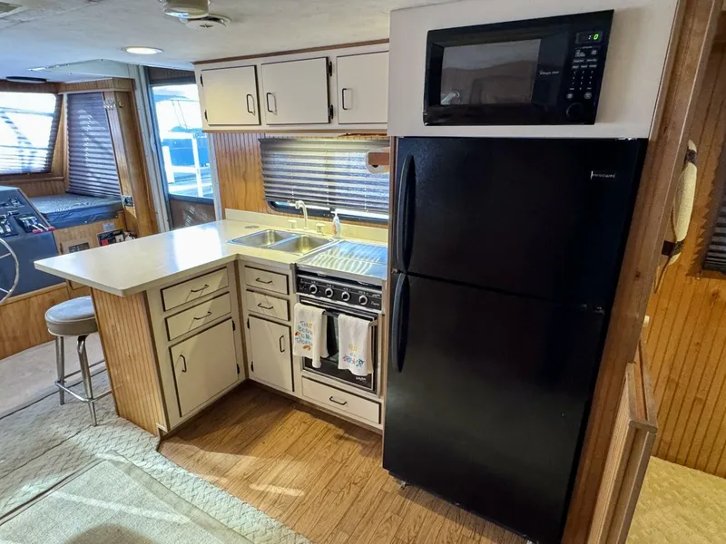 Slide: The Image of Gibson 37 Sport Series 1995 - 5686471