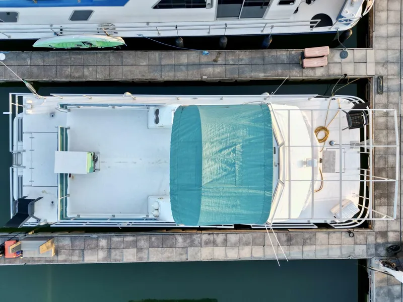 Slide: The Image of Gibson 37 Sport Series 1995 - 5686432