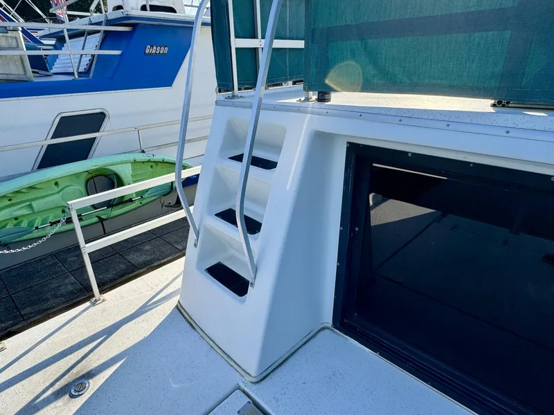 Slide: The Image of Gibson 37 Sport Series 1995 - 5686509