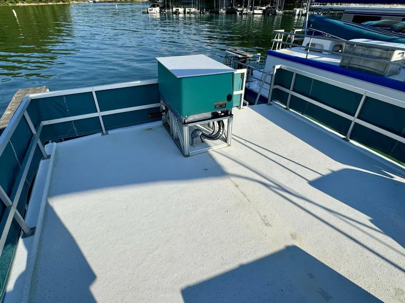 Slide: The Image of Gibson 37 Sport Series 1995 - 5686525