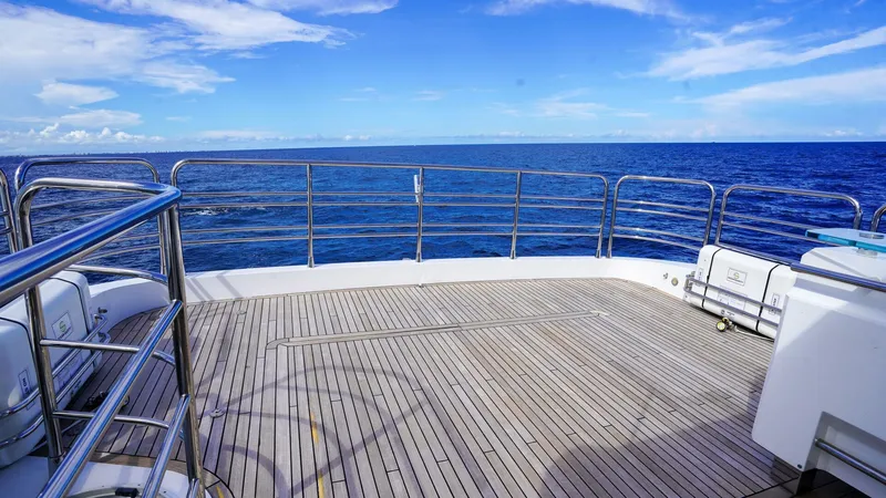 Slide: The Image of Sunseeker 88 Yacht 2012 - 5686629