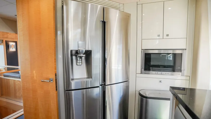 Slide: The Image of Sunseeker 88 Yacht 2012 - 5686651