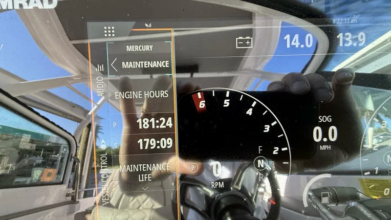 Slide: The Image of Axopar 28 T-Top 2024 - 5686839