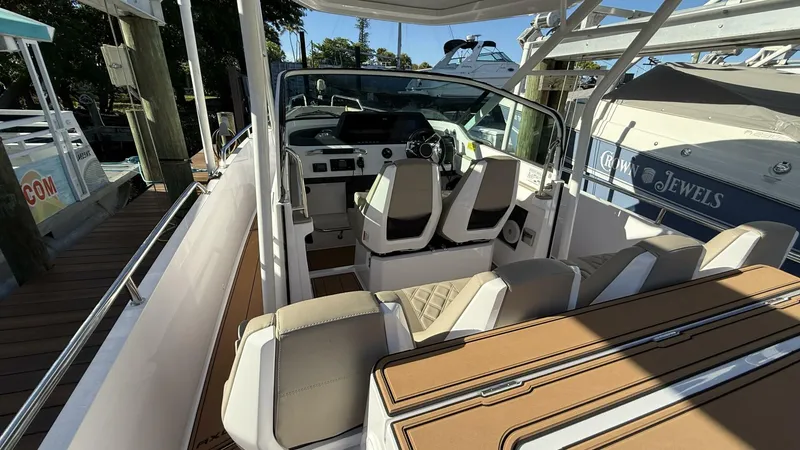 Slide: The Image of Axopar 28 T-Top 2024 - 5686823