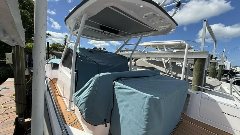 Slide: The Image of Axopar 28 T-Top 2024 - 5686850