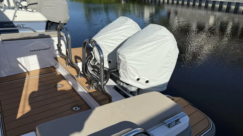 Slide: The Image of Axopar 28 T-Top 2024 - 5686829