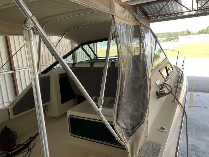 Slide: The Image of Tiara 2600 Continental 1985 - 5686913