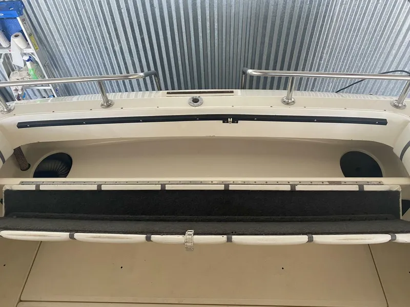 Slide: The Image of Tiara 2600 Continental 1985 - 5686938