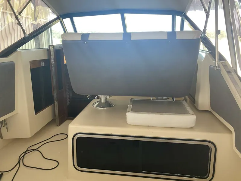 Slide: The Image of Tiara 2600 Continental 1985 - 5686939