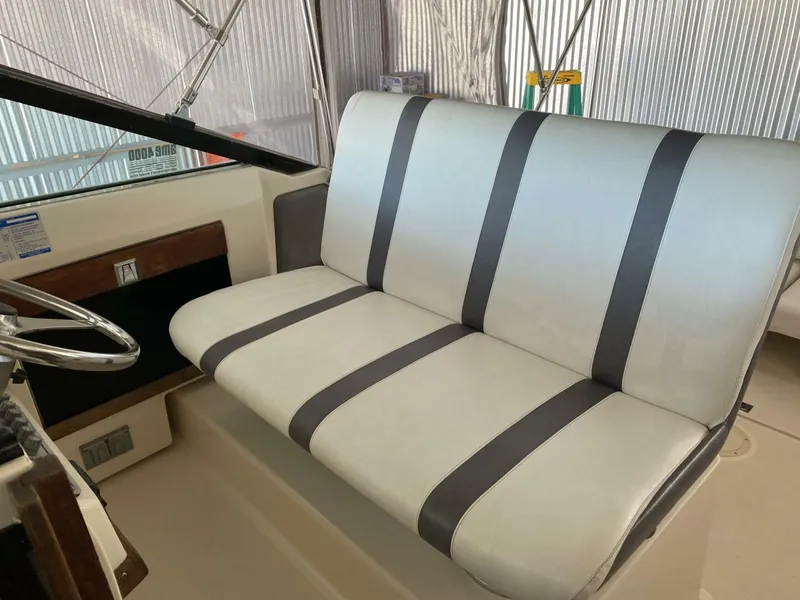 Slide: The Image of Tiara 2600 Continental 1985 - 5686942