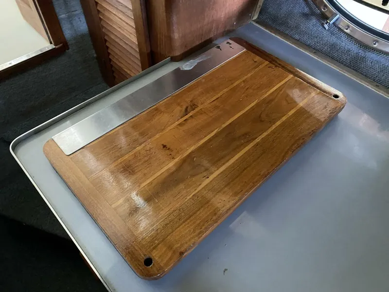 Slide: The Image of Tiara 2600 Continental 1985 - 5686973