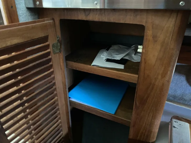 Slide: The Image of Tiara 2600 Continental 1985 - 5686978