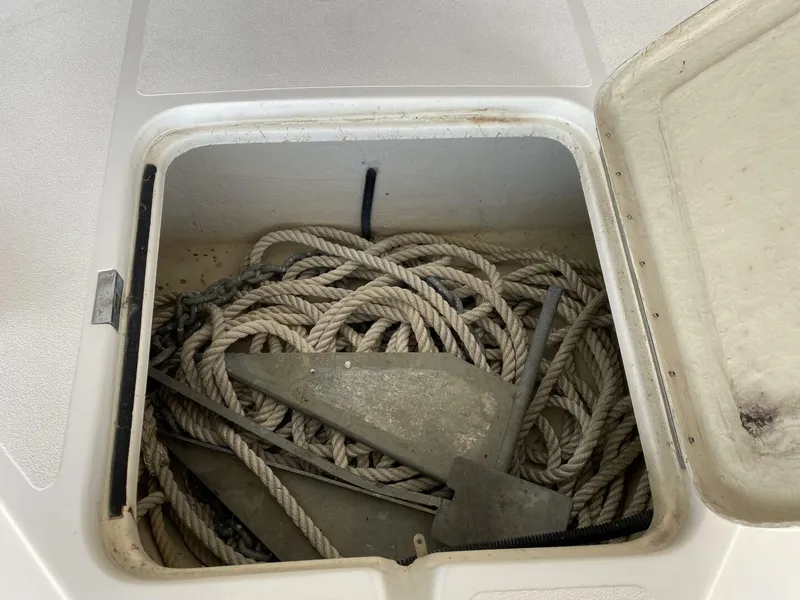 Slide: The Image of Tiara 2600 Continental 1985 - 5686916