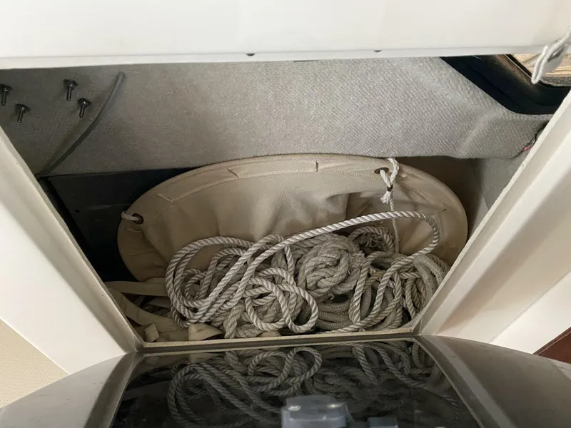 Slide: The Image of Tiara 2600 Continental 1985 - 5686957