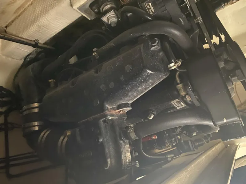 Slide: The Image of Tiara 2600 Continental 1985 - 5686937