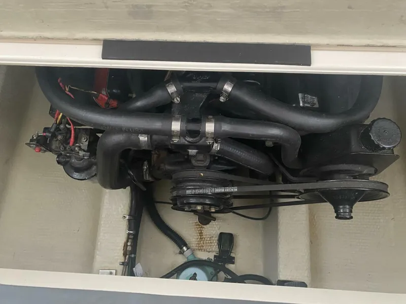 Slide: The Image of Tiara 2600 Continental 1985 - 5686934