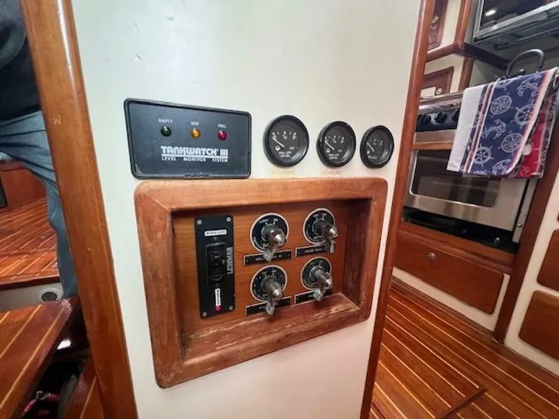 Slide: The Image of Little Harbor 51 1995 - 5701034