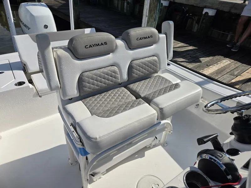 Slide: The Image of Caymas 28 2022 - 5687136