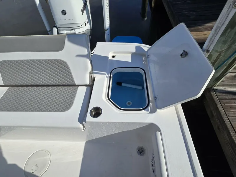 Slide: The Image of Caymas 28 2022 - 5687130