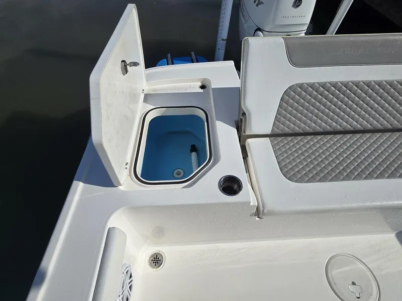 Slide: The Image of Caymas 28 2022 - 5687131