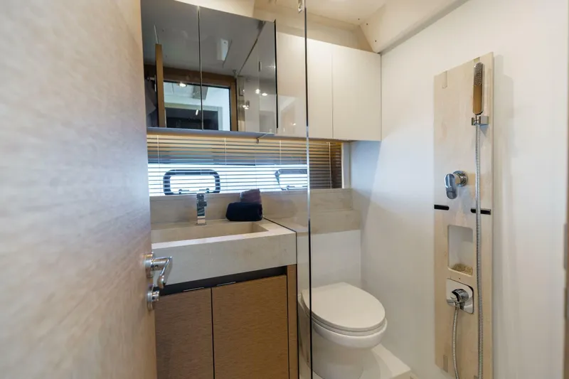 Slide: The Image of 2024 Prestige 520 Fly- SS BELLE VIE- Guest Head - 5751273