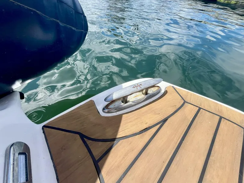 Slide: The Image of Hunt Yachts HBI 30 2011 - 5687229