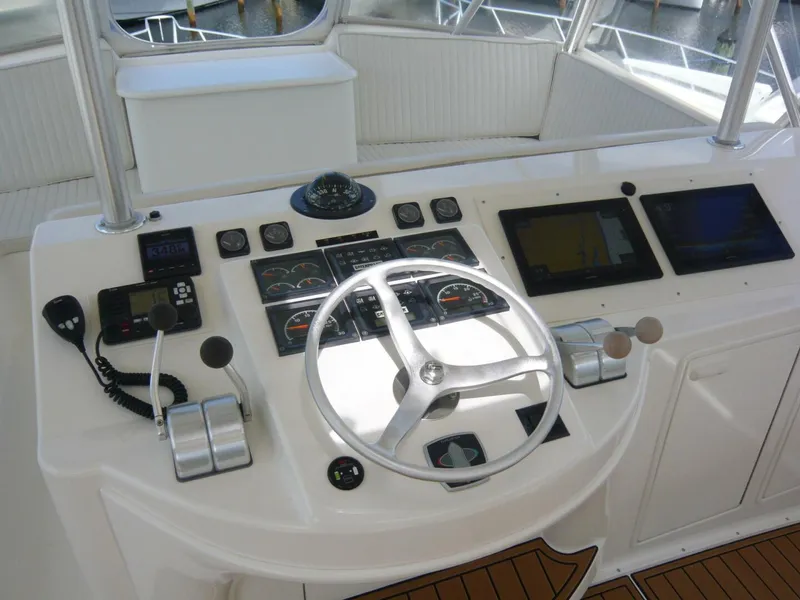 Slide: The Image of Ocean Yachts 56 Super Sport 1999 - 5688116