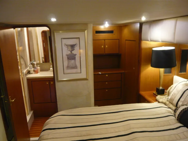 Slide: The Image of Ocean Yachts 56 Super Sport 1999 - 5688137