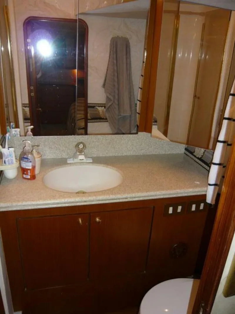 Slide: The Image of Ocean Yachts 56 Super Sport 1999 - 5688139