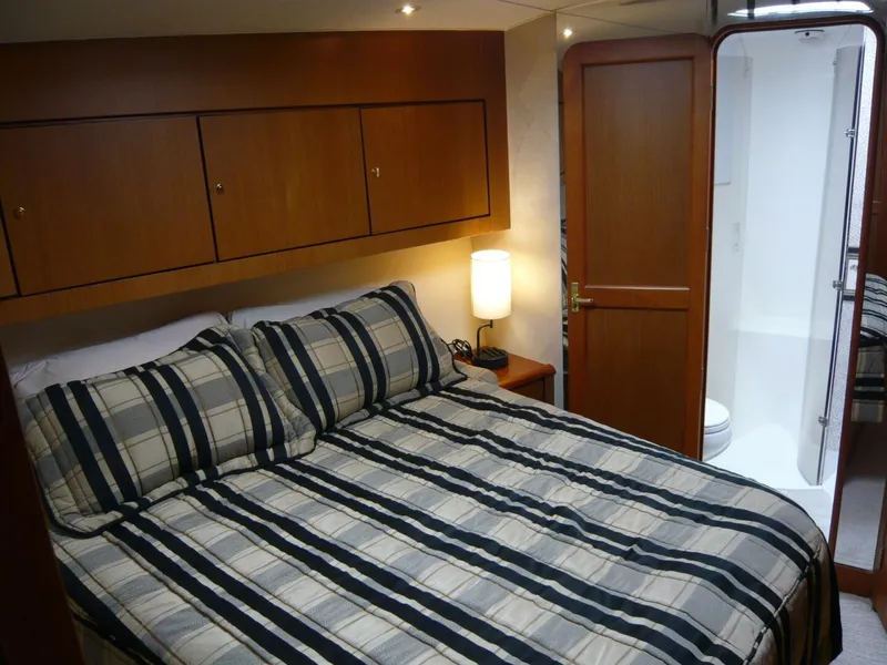 Slide: The Image of Ocean Yachts 56 Super Sport 1999 - 5688144