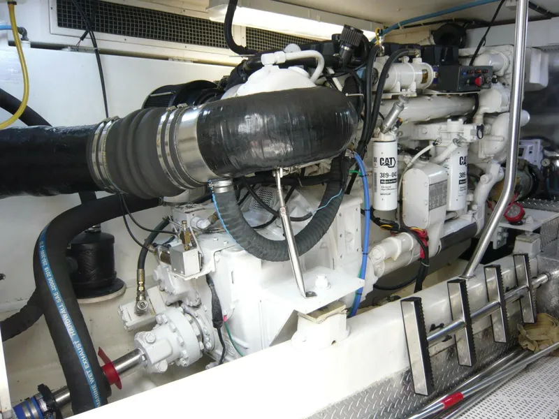 Slide: The Image of Ocean Yachts 56 Super Sport 1999 - 5688079